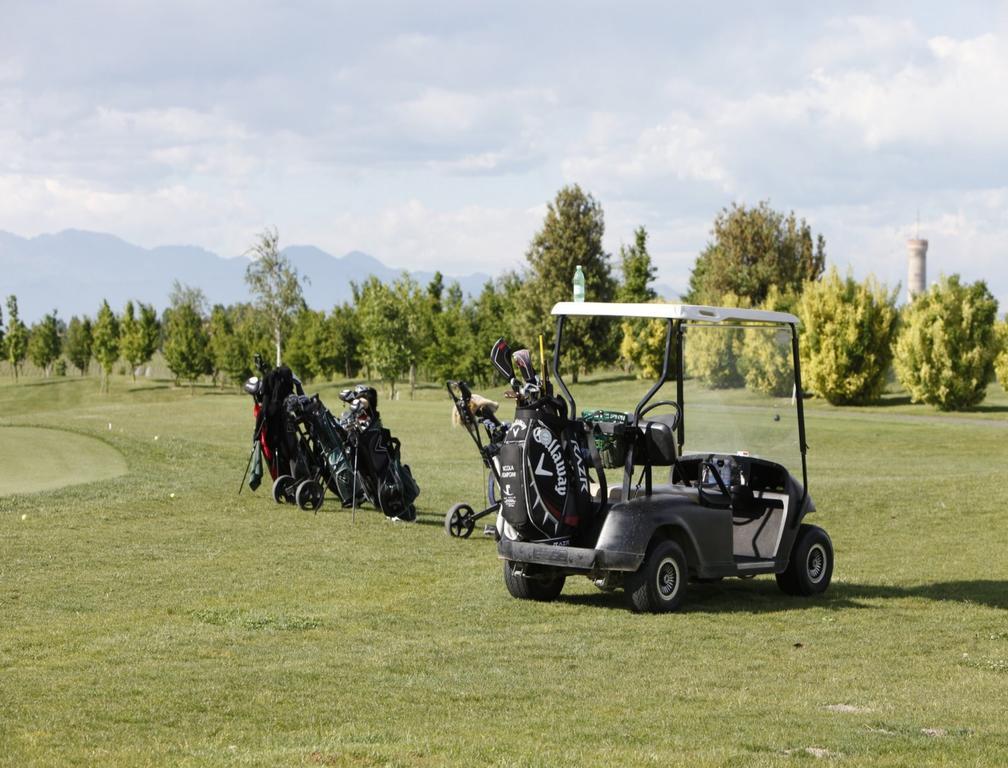 פוזולנגו Garda Hotel San Vigilio Golf מראה חיצוני תמונה